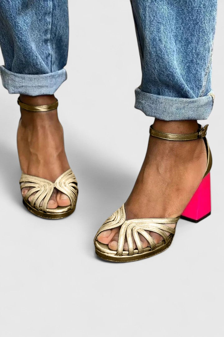 Noelyra™ | Tacchi Sofisticati